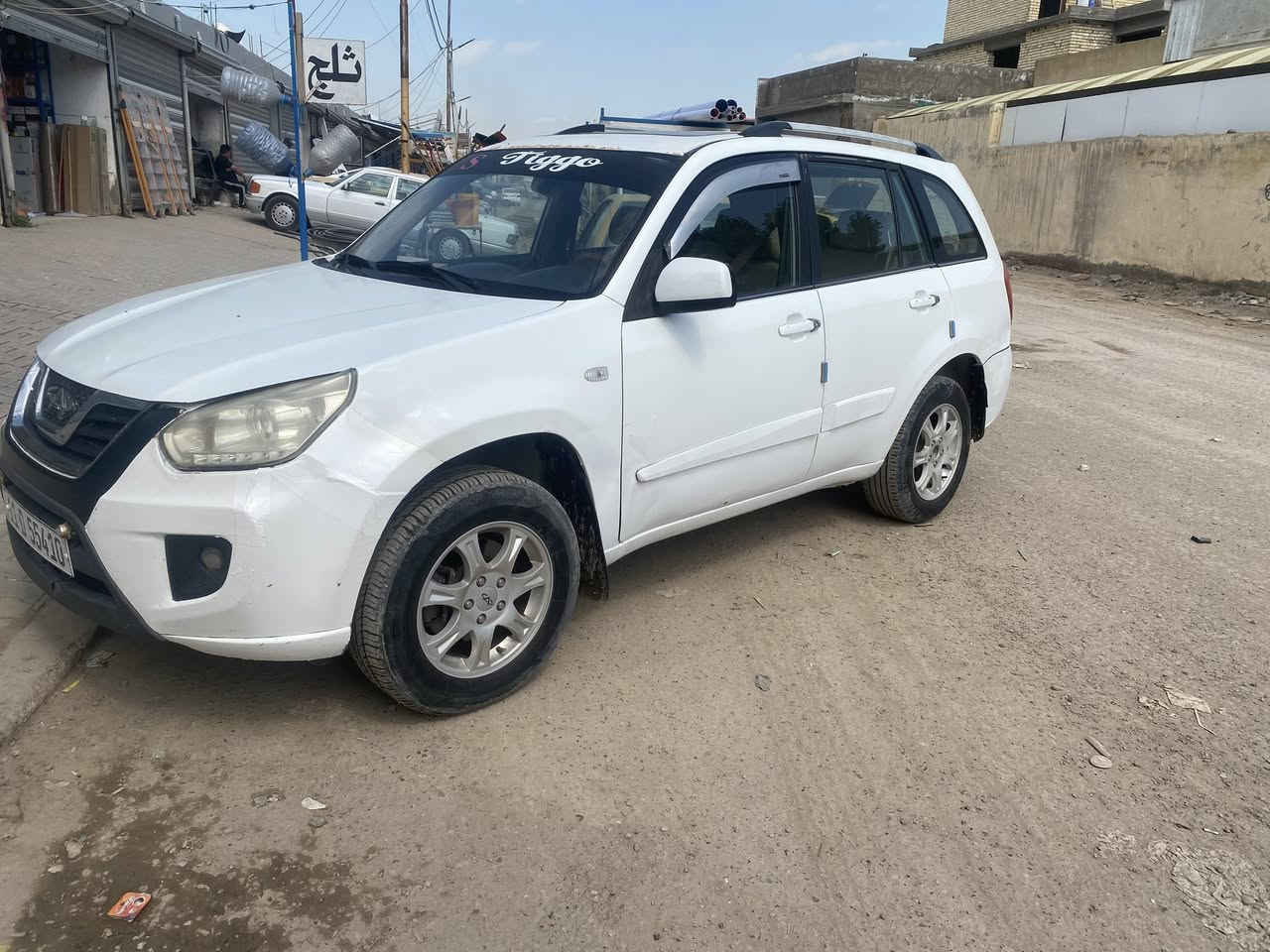 سلام عليكم تيكو/12شكل13.
مكفوله من الضربه 

كير مكينه مكفولات 

غرفه نضيفه حيل 

رقم بغداد انكليزي بسمي

تبريد ثلج 

ماشيه 150 

سياره بلاديه

سعر 55 

هاتف ***********
