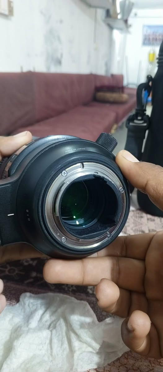 للبيع عدسه سكما سبورت اخر اصدار لثالث ل S استعمال قليل 70/200 للستفسار ***********
لسعر مليون و200 وبيه مجال أو مراوس بكامره سوني  شراي يتفضل خاص
