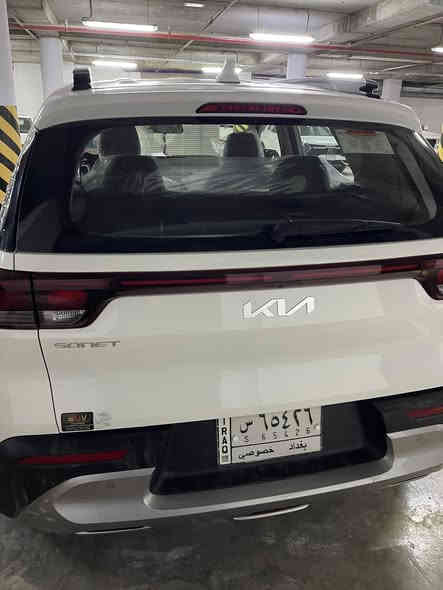 السلام عليكم 
عندي سونيت خليجي للبيع موديل 2023 لون ابيض 
ماشية 16 الف كيلو 
فول ماعندا الفتحة 
محرك 1500 دبل نوزل 
بصمة 
تبريد قطعتين 
تحكمات استيرن 
مانع الانزلاق 
كشافات 
لايت هليوجين 
لاتصال 
***********
