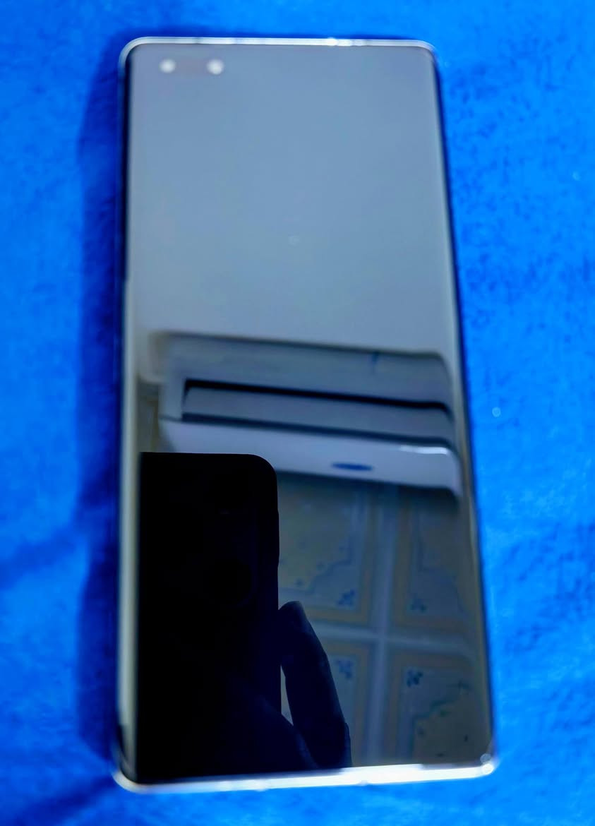 Huawei Mate 40 pro
Battre 87%
كامل ملحقات
السعر 350 الف


**إذا كنت صاحب هذا الإعلان وتريد حذفه لأي سبب، رجاءا أرسل رسالة إلى الدعم الفني**