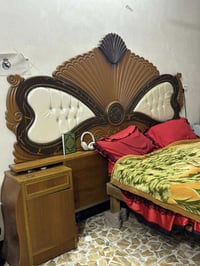 غرفه نوم كامله للبيع كنتور 6 ابواب وجربايه وكوميدات 2 وميز مرايه غرفه ...