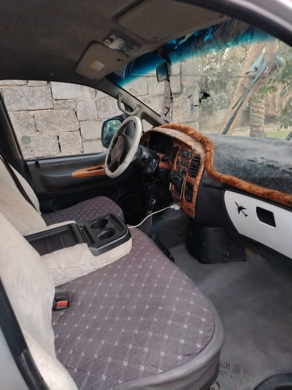 ستاركس للبيع موديل 2001 خصوصي رقم ديالئ انكليزي  مشروع وطني سنويه لحد 2031
كير واكسل مكفولات  كهربائيات كلها شغالة صدر امامي وخلفي جديد  مابيها ضربة  المكان السياره 
ديالى 
للاستفسار: ***********
