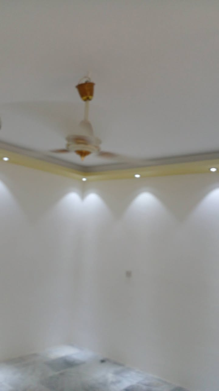 سلام عليكم شغلي واجهيات خارجيه لبيوت وشغلي ديكورات داخل البيوت وصبغ جميع انواع الصبغ رقمي *********** عمل في جميع مناطق بغداد
