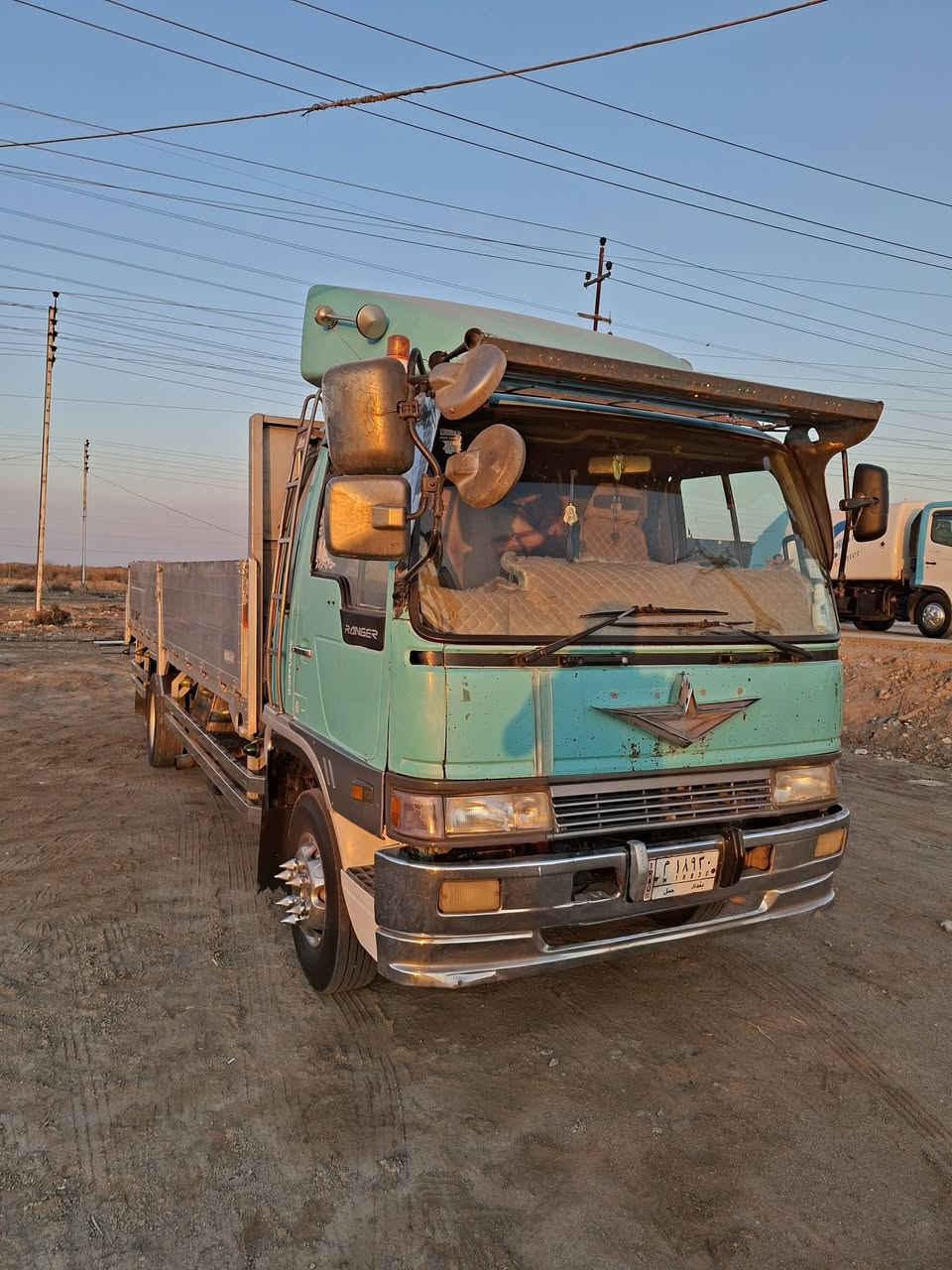 سلام عليكم هينو طيره للبيع موديل 91 رقم بغداد تحويل مكينه 70 عادي طول سته وربع مكفوله العنوان واسط الصويرة ***********
