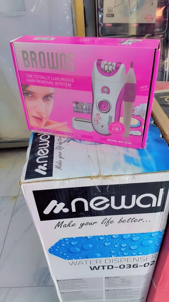 نعلن لكم عن وصول وجبة جديدة من والشسوارات مكائن الحلاقة ومصففات الشعر وبأسعار مناسبة علماً يوجد لدينا توصيل 
للحجز والاستفسار أتصال أو واتساب على الرقم التالي ***********
مصفف شعرمكائن حلاقة#شسوار_شعر
العنوان حي الحسين الجديد قرب كراج الاقضية مجاور مطعم بيت شنيشل
