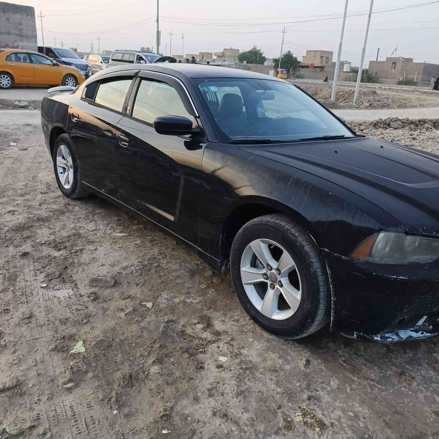 السلام عليكم سياره لبيع جارجر مديل 2013 باسمي رقم بغداد تحويل ثاني يوم عنوان ذي قار قضاء الرفاعي رقمي ***********
