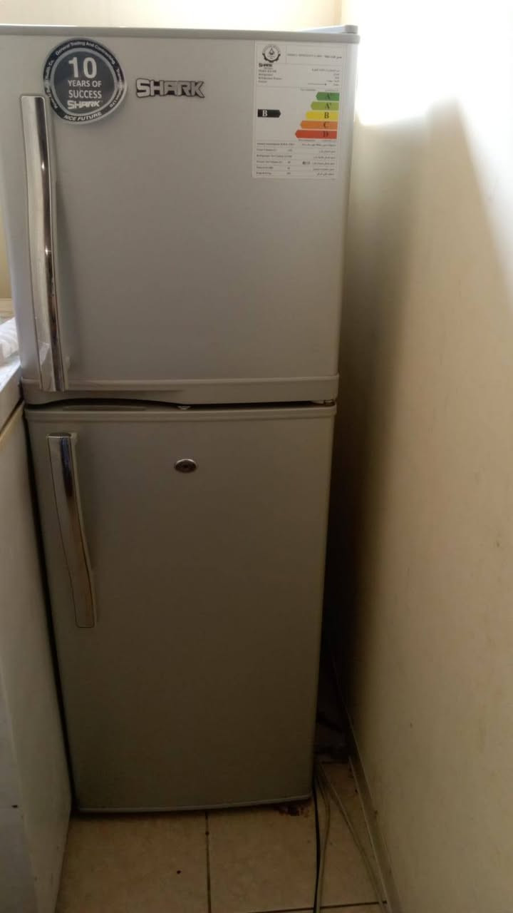 السلام عليكم
ثلاجه اشتريتها قبل سنتين وبعدها نظيفه محافظه عليه وكلشي ما بيها

اشتريتها ٤٠٠

أبيعها ١٢٠وبيها مجال بسيط

ورجاءاً لحد يكسر بسعر لأن اجمد

موقع حي جهاد

فد ملاحظه هذا مو زنجار  براغي واكع زنجارهن وليس ثلاجه ويتنظف


**إذا كنت صاحب هذا الإعلان وتريد حذفه لأي سبب، رجاءا أرسل رسالة إلى الدعم الفني**