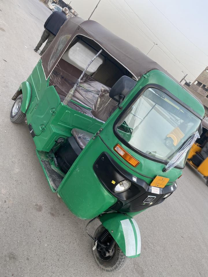 سلام عليكم تكتك للبيع موديل 21 شهر 8 رقم وسنوية عنوان بلديات سعر 8500 شراي يتصل ***********
