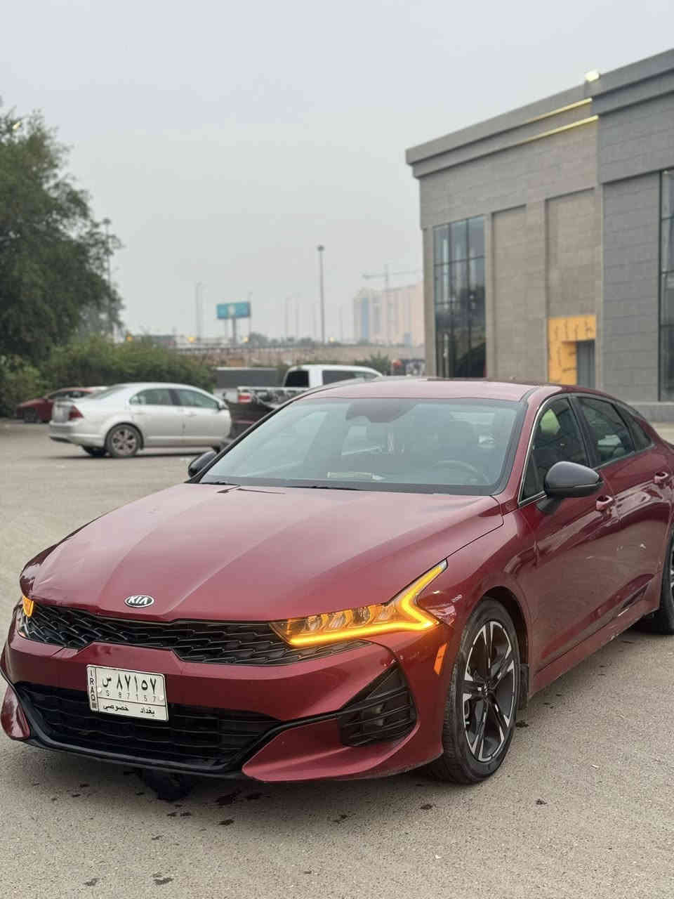 سلام عليكم k5 جيتي لاين 2021
 معوقين سنه بعدلها وتفك  سياره حادثها فقط الدعاميه خلفيه اما الباقي كفاله معروفه مواصفات جيتي لاين مكينه 1600turbo مكاني بغداد حي الجامعه سعر ١٦٠ وبيها مجال 
***********
