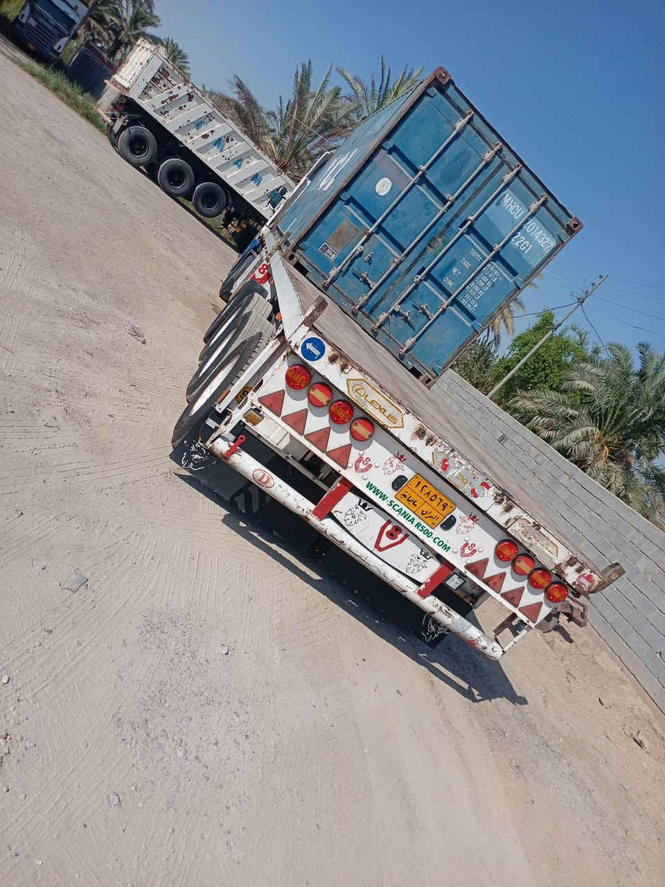 سلام عليكم عربانه البيع اربع محاور شاصي 16 جتف 7 مكفوله كفاله عامه الاستفسار ***********
