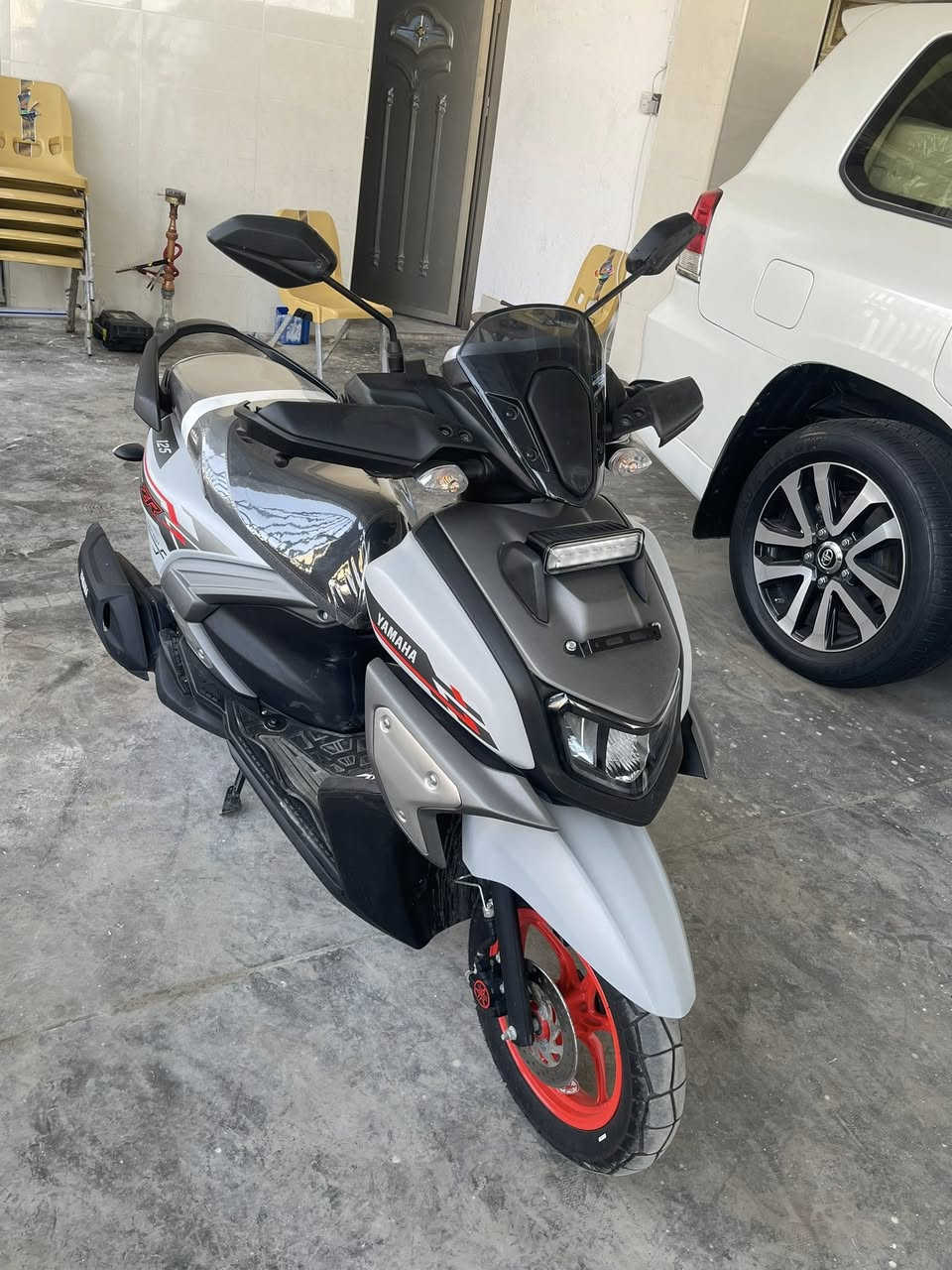 زت ار موديل 25 ماشيه 800 كيلو بعدهي زيرو ( ***********
