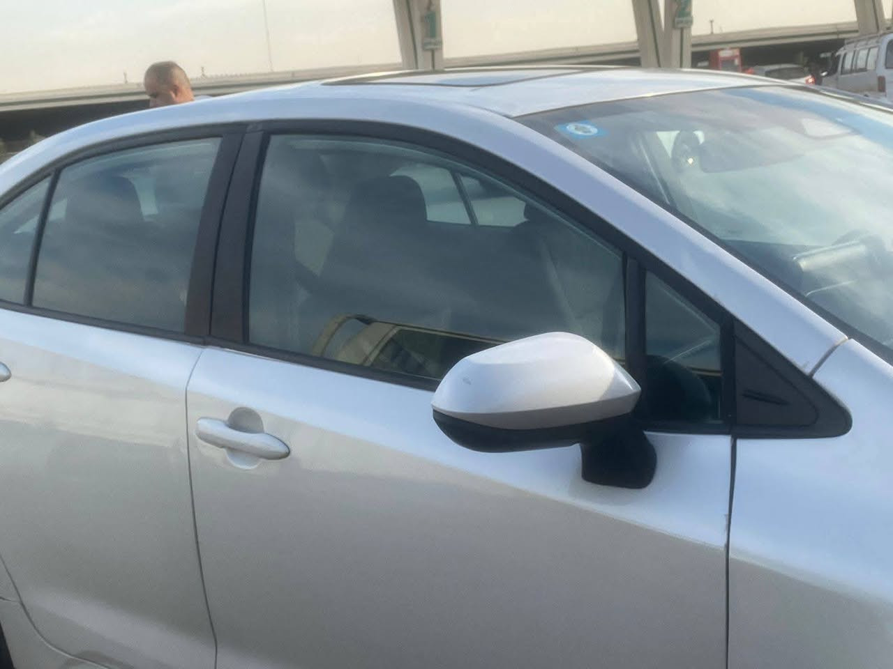 السلام عليكم للبيع كورلا موديل حديث 23
رقم بغداد سنويه بإسمي 
السياره حادثها جانبي 
السيارة فول مواصفات 
السعر 152$
الاتصال ع الرقم ***********
