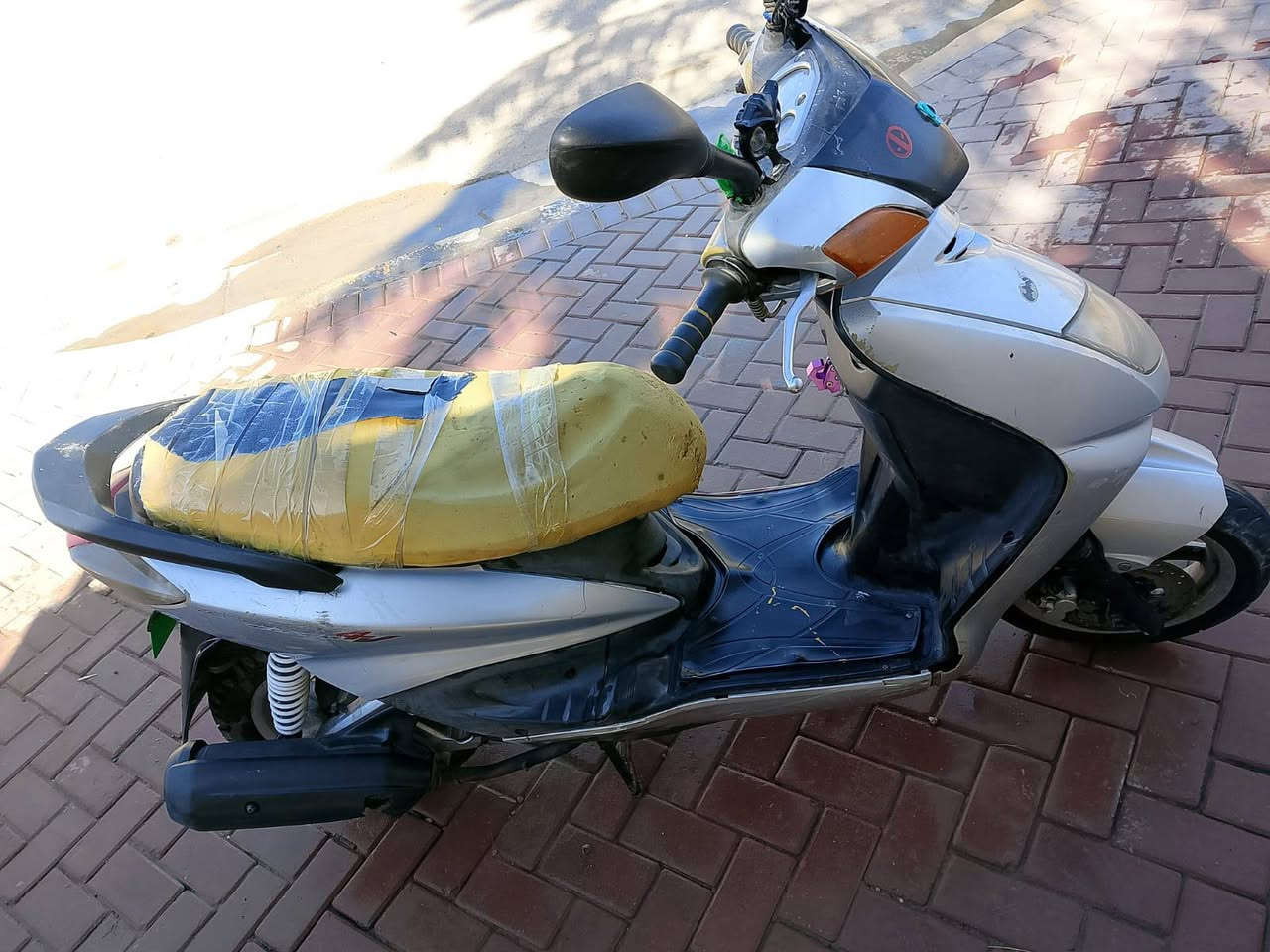 سلام عليكم درجة سكنس نثية البيع
درجة نضيفة خير من اللة سعر 550 بيهة مجال مكان زعفرانية 📍رقم ***********
