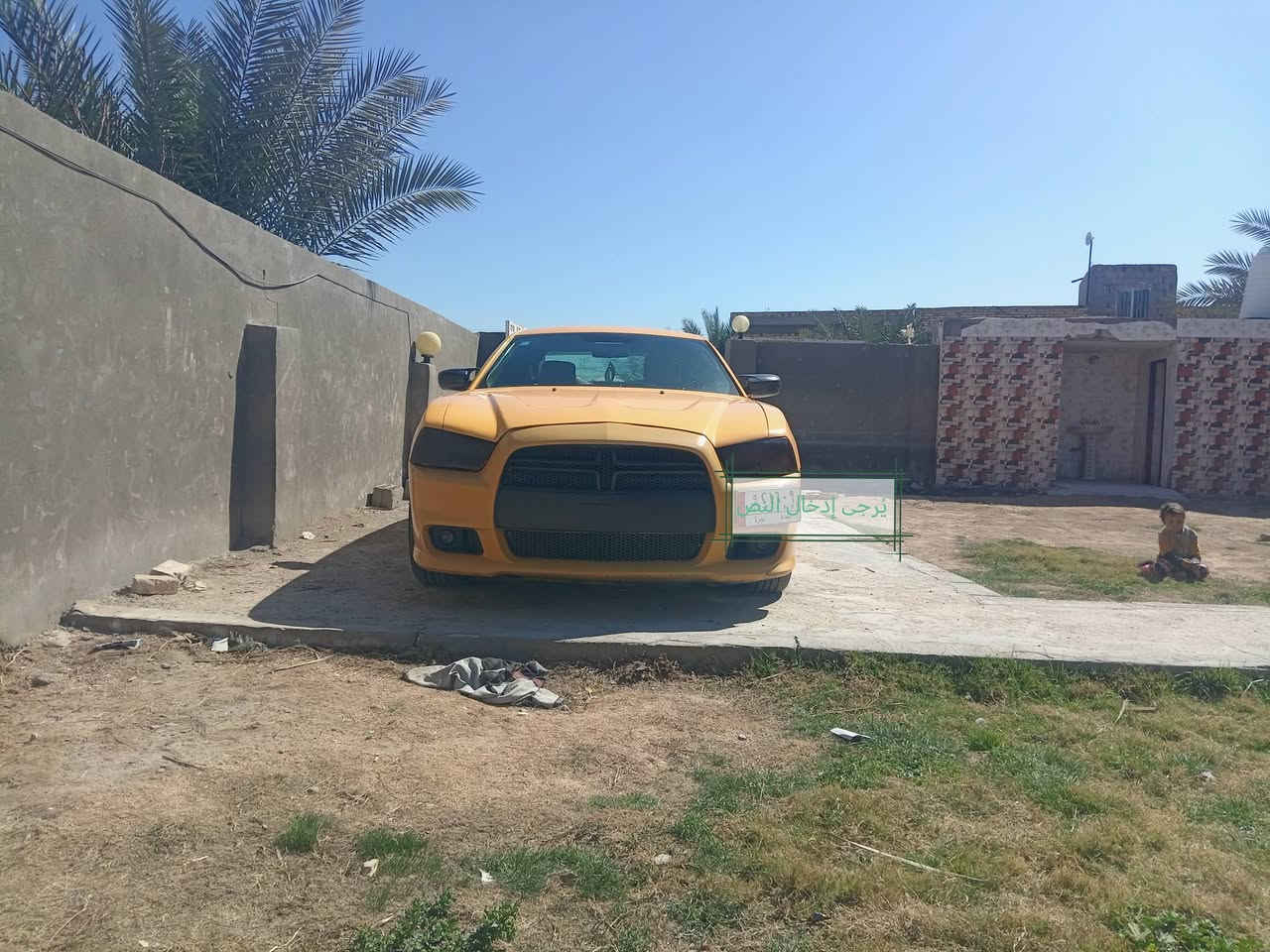 السلام عليكم من رخصة الادمن سياره جارجر موديل 2013 خط السياره مدحتيه بغداد السياره مصفره هيئه وغرامات جاهزه الاخير تخم تاير جديد كير ومكينه مكفولات اكسن هس توني شاده حداديه نظافه 70٪السياره بيها فقط طخه خفيفه بالجاملغ الخلفي مسحوبه عل البارد بدون ايرباك سعر السياره 150 وبيها مجال للشراي وبالخير على الشراي رقم التلفون ***********
