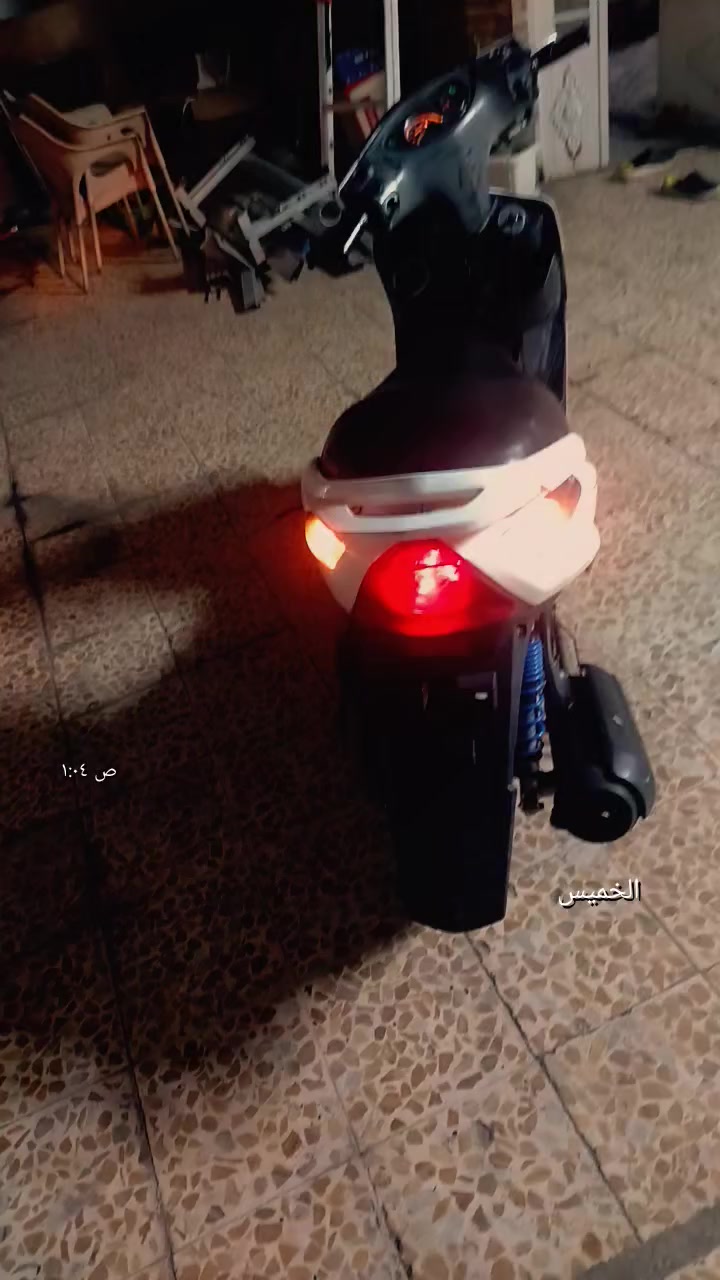 سلام عليكم دراجه البيع ثعلب مكينه جديده مجفته تاير جديد مكان الدراجه بغداد شعله السعر ٦٠٠ وبيهه مجال ***********
