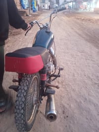 دراجة • موديل 17 • بدون أوراق