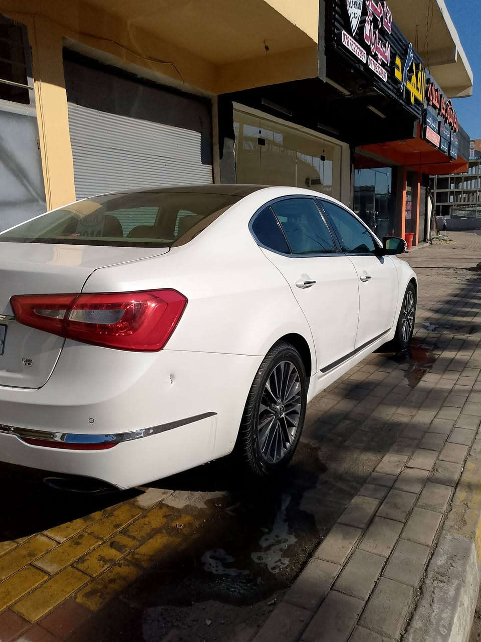 كيا كادينزا للبيع  امراوس موديل 2014
رقم اربيل  جديد هزه جديده تحويل مباشر فول بدون ما اذكر المواصفات مكفوله من الحادث. والصبغ فقط بارد شي قليل مكاني الرمادي رقم. الهاتف‏‪ ***********‬‏السونار مرفق مع الصور
