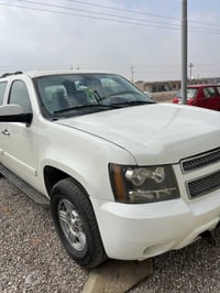 تاهو طويل 6 برغي 2007 للبيع فقط الاستفسار 📞07709107354 السعر(138) محال...