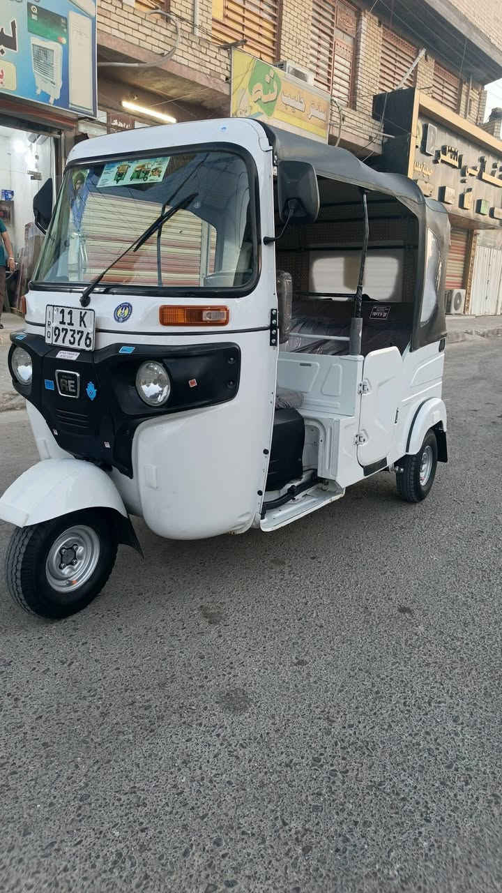 السلام عليكم تكتك للبيع موديل 22شهر 10رقم وسنويه تحويل ثاني يوم كفاله عامه كشر ومكينه العنوان بغداد ***********
