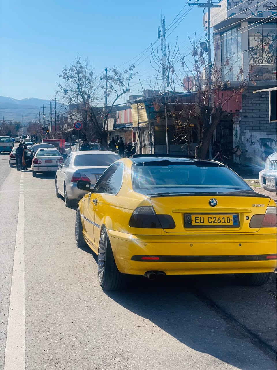 Bmw e 46 
Makinay 30 dabl dejtal  
Sayaraka ta ble paku jwan mawatawa hamo gyani lasar daqe sharykaya taybataw ganjanaya modie 2006 bo nuqsani magare ful ful mwasafat sardu garmi eshaka taqaw raqay nya makenaw geru aksl u karabay bashart sayaraka  50 yak toz majal 
Gorenawa nakam  bas froshtn 
*********** حلبجة, السليمانية
