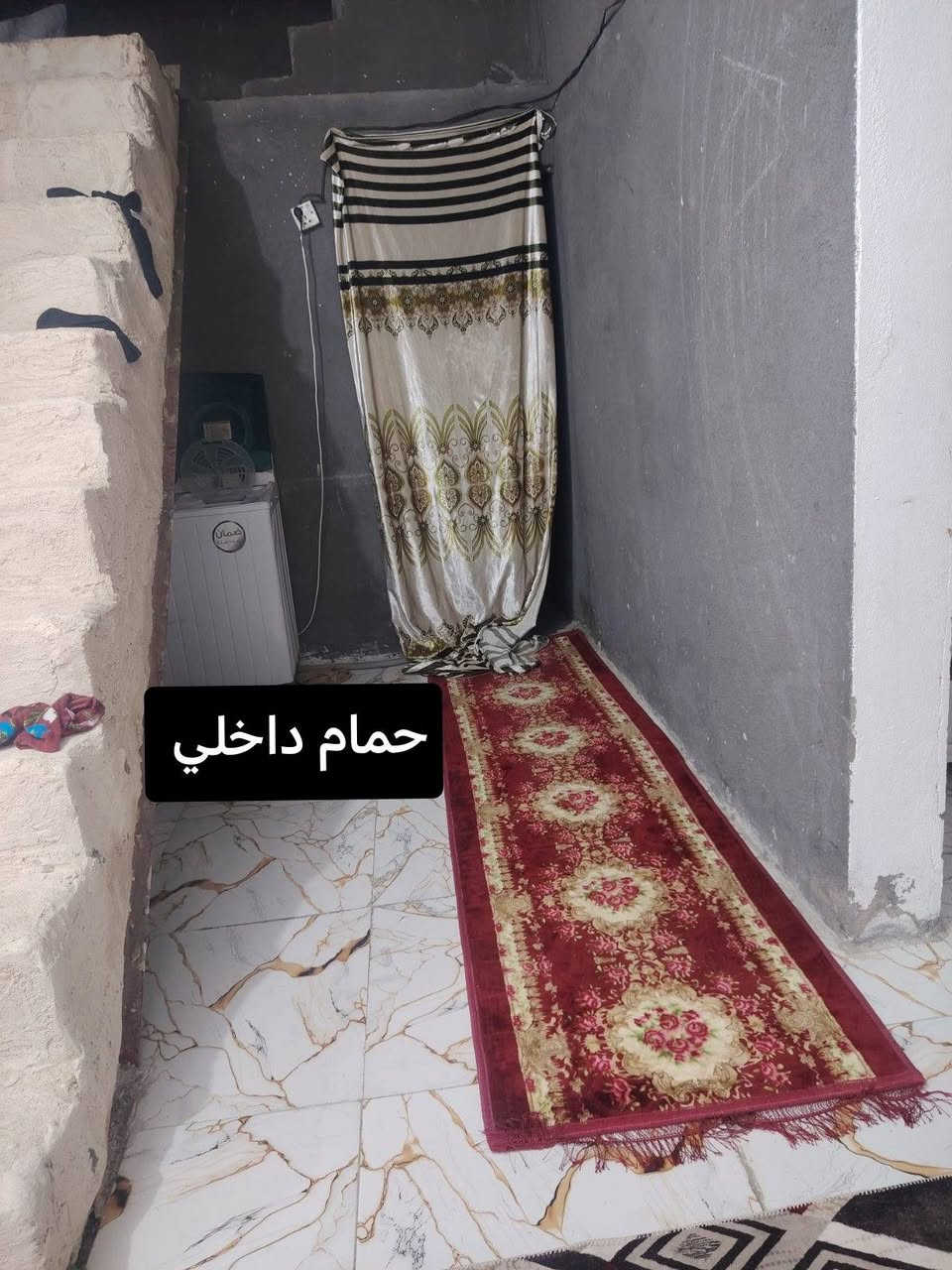 سلام عليكم بيت  عد البو حجر مقابيل 36 بل زارعي مو بل تجاوز  مساحته 200متر غرفتين وستقبال وصاله. وتهويات ثنين وحمام داخلي وخارجي  ومطبخ البيت بنيانه عكاده البيت بنيانه نضيف بنيانه2019والجهد الهندسي جاي يشتغل بشارع  السعر خاص ***********

