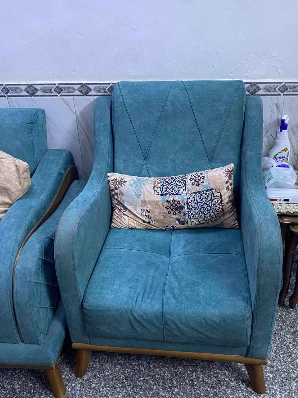 السلام عليكم 
تخم تركي اصلي درجة اولى مقعدين صغار ومقعدين كبار ووحده وسطيه ورايدته 700 وبي مجال
للأستفسار 
***********
