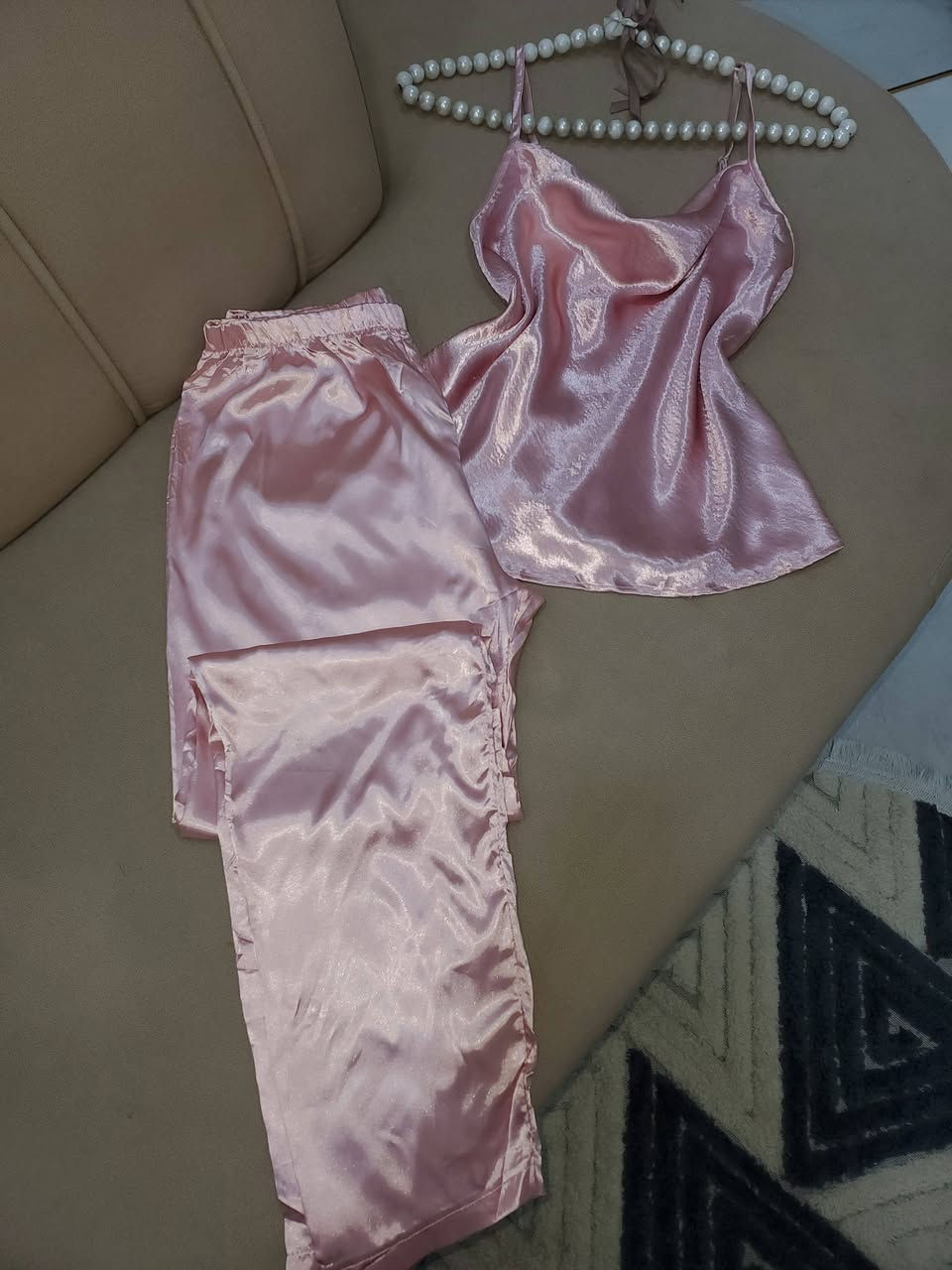 اذا متوصلكم القطع احله من الصور رجعوها بيد المندوب تابعوني✨🫰


**إذا كنت صاحب هذا الإعلان وتريد حذفه لأي سبب، رجاءا أرسل رسالة إلى الدعم الفني**