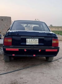 السياره نضيفه مال جناي السعر ٣٣ رقم الهاتف 07806512491 اسلام عليكم ابو...