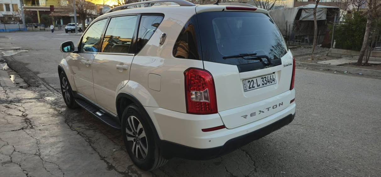 سانگوێنگ ڕیکستۆن2015فول موسە فات سلایت کوشن جلدوکارەبایو هیتەر دەبڵ ئەسل سێ معقد ئاوێنە شفت حاسە شەغاڵ تەبریت مەرکەزی پەڵەیە بۆیاخو پەڵەیە ساردی هەیە سعر{115}***********
