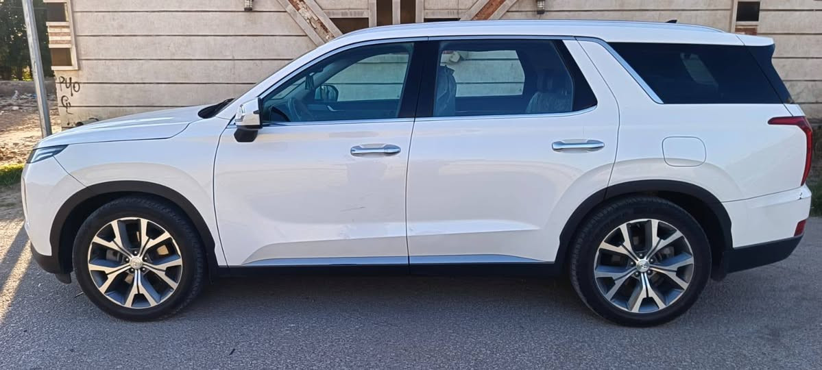 السلام عليكم من رخصة الادمن للبيع بلاسايد وارد امريكي موديل 2022 وارد امريكي بدون حادث فقط بارد قليل موضح بسونار سياره جديده بمعنا الكلام مكينه كير صدر تخم تاير كها تمام ما مناقصه شي فول مواصفات أي استفسار اتصل *********** مكاني بابل المسيب قرب سيطرة كربلاء السعر 270 الفلوجة, الأنبار
