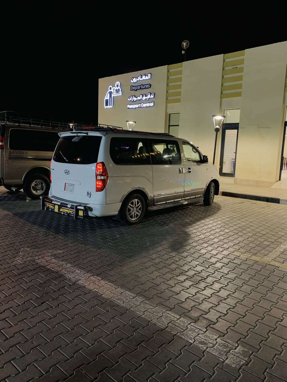 السلام عليكم ستاركس موديل ٢٠١٩مفتوح اصل محوره مسكر ١٢قبق اسود حداده تبريد جاهزه من كلشي رقم بصره غير مكفوله مجفيه ومعمره غير مكفوله السعر ١٧٥ وبيهه مجال  *********** اتصال فقط
