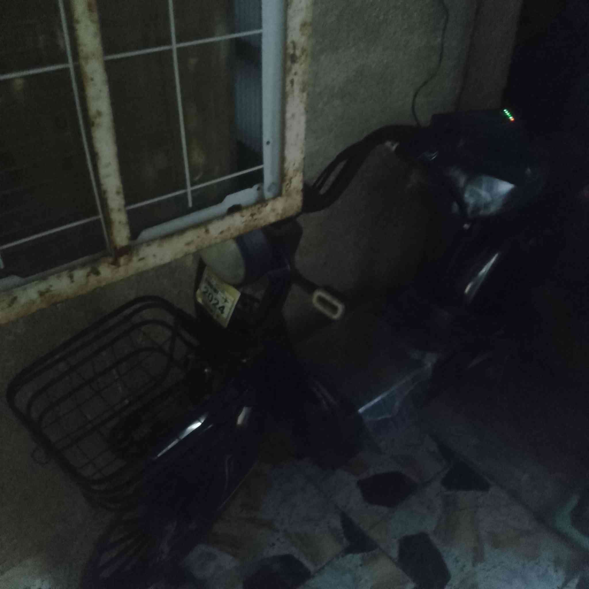 دراجة شحن حجم 20 مستخدمة 5اشهر سعر 250بيهة مجال الطيبين امين الثانية ***********
