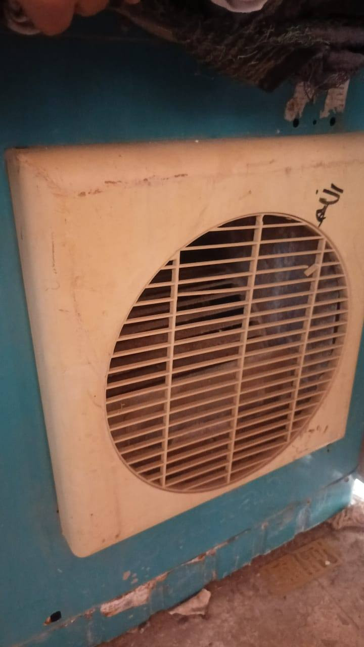 المكيف ٣٠٠ والمبرده ٧٥ والطاعه ٢٠٠ والتنور٣٠ اتصال ***********
