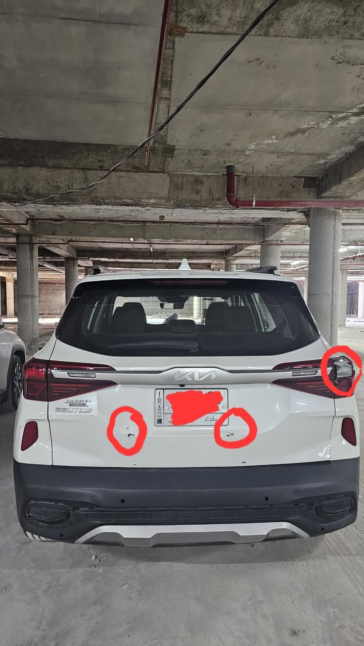 سليتوس ( موديل 2023 )
(حادث جدآ بسيط بالصندوق طخة ) 
 ( بدون ايرباك ) بدون تبديل
السيارة مابيها أي نقص شرط الفحص رقم بغداد  باسمي
محرك 2000 دوش
بصمة تشغيل + بصمة ابواب 
تشغيل عن بعد
 كاميرا + رادار جانبي نقطة عمياء + رادار مانع تصادم رادار خلفي عند رجوع السيارة توقف تلقائيا 
تبريد  بيانو تبريد خلفي + USB
اطفاء ذاتي عند التوقف السيارة يمكنك ايقافه او تشغيله 
ثلاث وضعيات قيادة + فول تحكم ستيرن نظام كروز  
موقعها بغداد السيارة

***********
