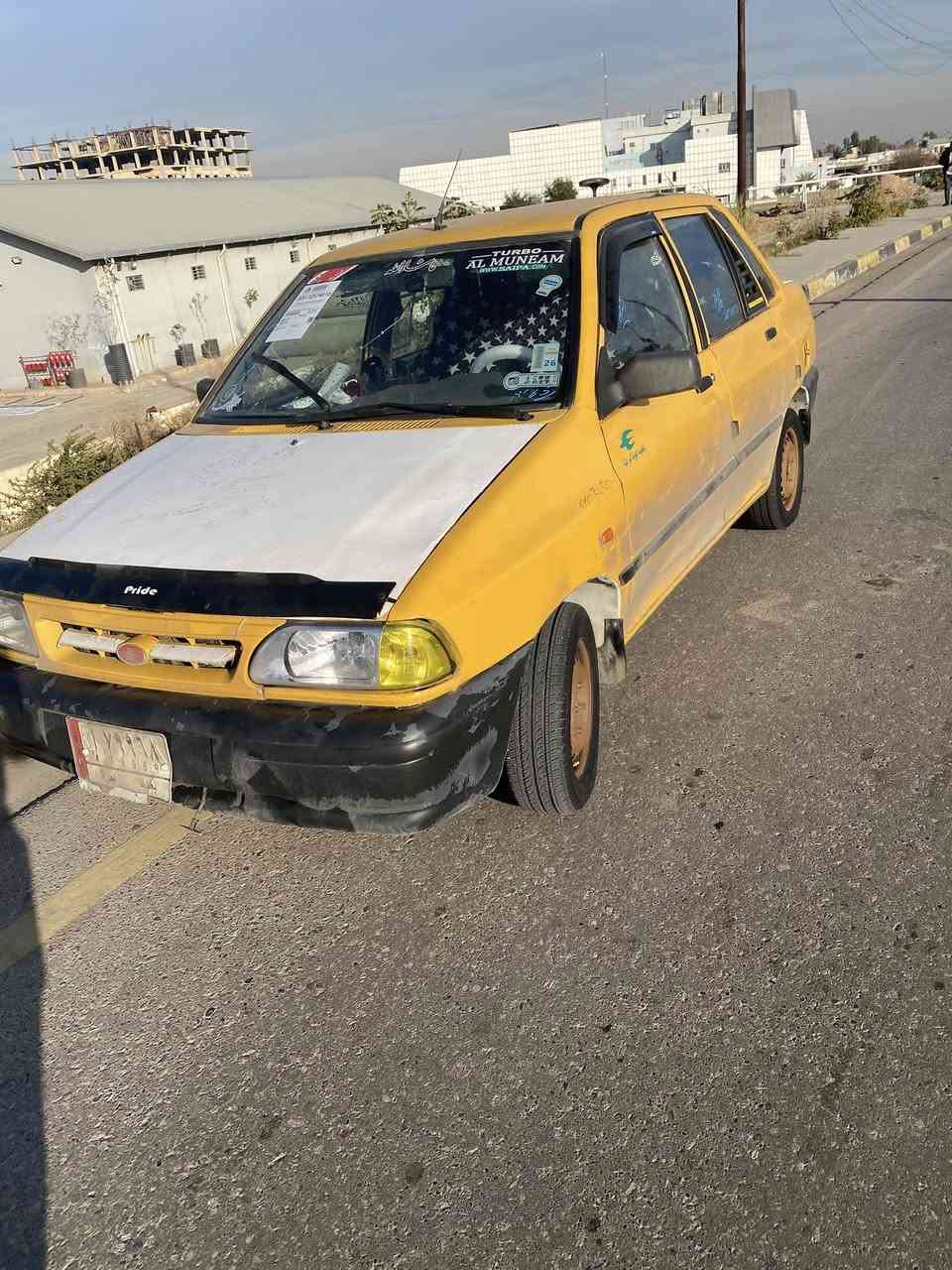 السلام عليكم سايبا ١١محدثه ١٢كاربون بانزين
مشروع وطني شرعي بل موصل  بيها شاصي تك مكسور ومقوى كير شرط محرك رنكات طخم جديد عينه كلج جديد 
استيرن جديد هيئه ٢٠٠ غرامه ورقه سياره احلى من الصور سياره ربع ماتصرف عليها. كبل عل شارع 
استفسار 778 151 5507
