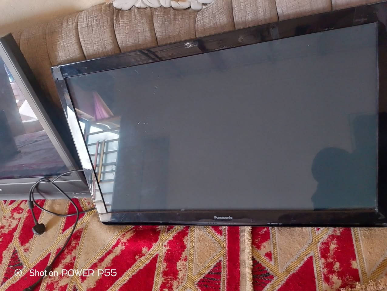 ابلازمات حجم 42 و 43 ياباني. بضاعه كويتيه.  نضافه 90%100 للتواصل  واتس اب او اتصال *********** شرط لا مصلحه ولا شي تاخذه فحص
