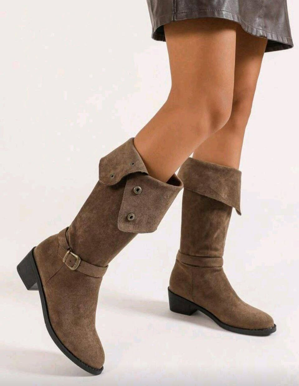 بوت جديد غير مستخدم ولاباله خفيف بالمشي ومريح باللبس
يلبس قياس ٣٨ و٣٩ 

السعر ١٠ الف

#يتوفر توصيل لجميع محافظات العراق للحجز خاص


**إذا كنت صاحب هذا الإعلان وتريد حذفه لأي سبب، رجاءا أرسل رسالة إلى الدعم الفني**