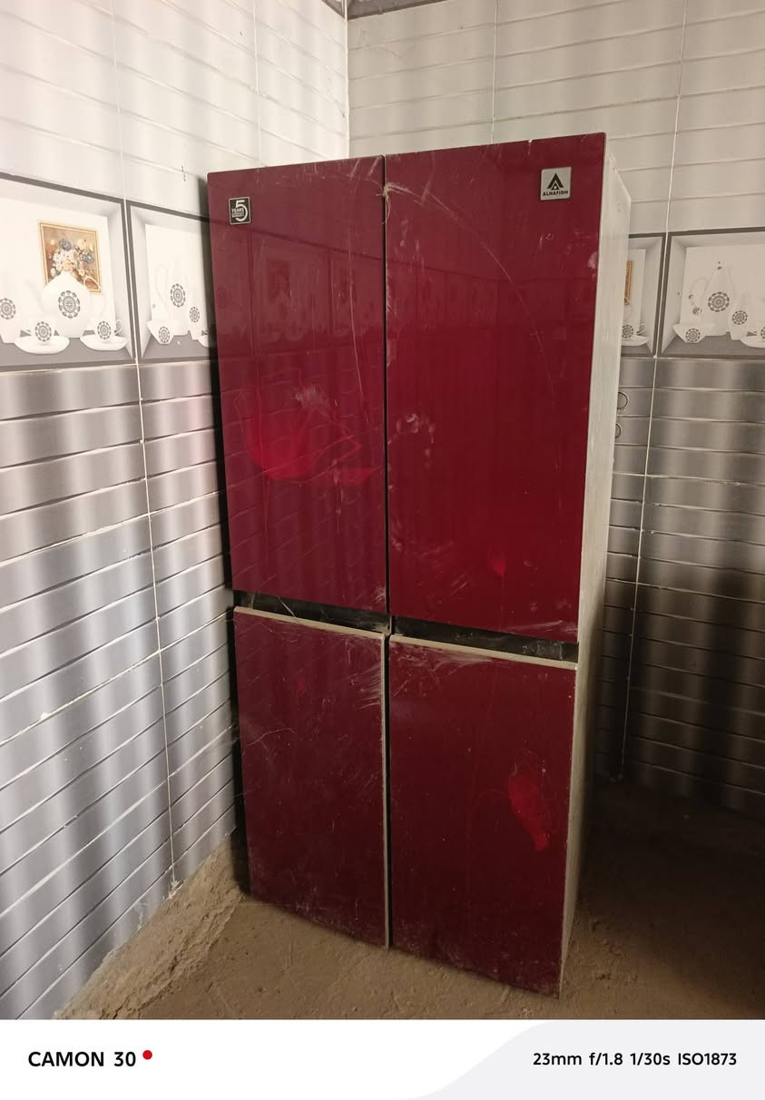 للبيع غراض جدا نضيفه بس بلمخزن وتراب عليهن وبعد سبالت مصورتهن وطباخ جبير وغساله اوتماتيك عنوان تاجيات ***********
