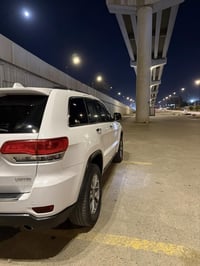 جيب ٢٠١٤ لمتدد فول مواصفات خليجي  كير محرك حداديه تبريد  فور ويل جوبلس...