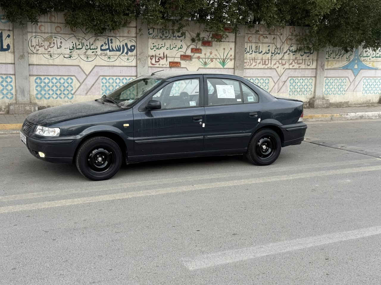 السلام عليكم شباب عندي سمند لوان نيلي مميز موديل 2012 للبيع ماشيه 104 حقيقي السيارة وضع الشركه كير محرك صدر امامي خلفي جديد تراي زيرو  خير من الله سونار بالمنشور مكاني بغداد للشراي يتصل *********** ابو مسره الشمري
