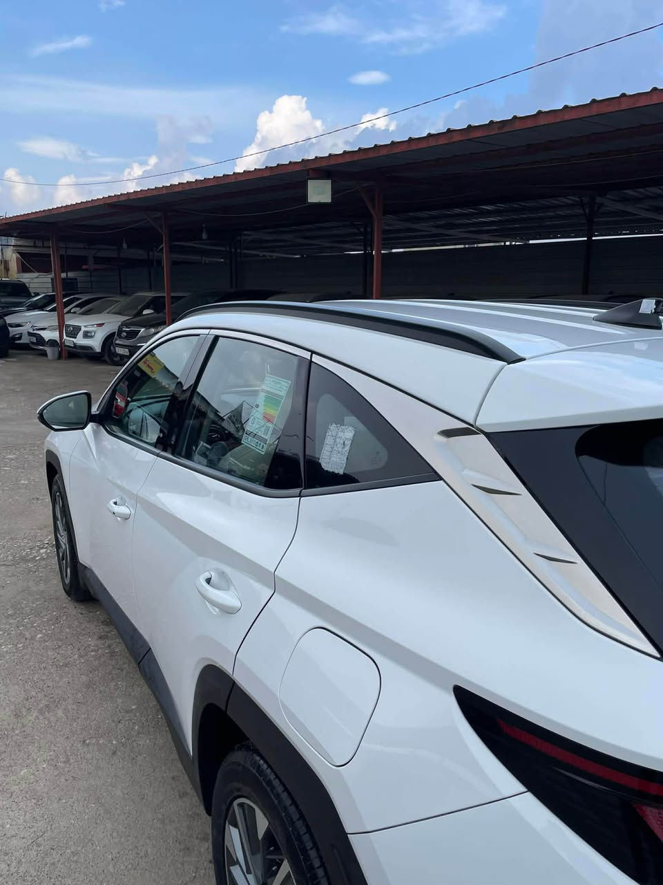 هونداي توكسون موديل 2023 بسمه بدون سبغ بدون تعديل بارد رقم سنويه جديد شرط تحويل و غرامات ماشيه ٩٠ ألف مكان سيارة شيخان رقم هاتف ☎️ *********** مرغصور, أربيل
