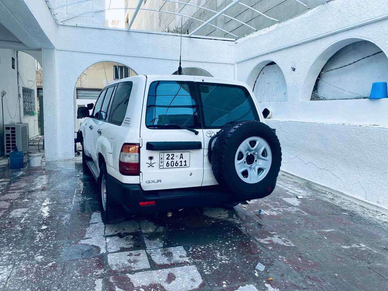 مونيكا سلك فول عادي
بيه رشات صبغ بسيطه 

رقم اربيل انكليزي 

بيه منضومه غاز 

موديل 98

مكان السياره نجف

سعر ١٢٥ وبيهه مجال 

رقم صاحب السياره ***********
