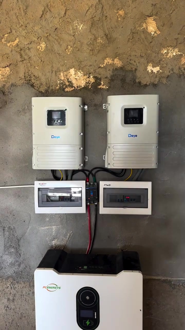 � اليوم تم تنفيذ منظومة طاقة شمسية متكاملة

⚡ انفيرترين دايا 6000 واط بنظام الدمج
🔋 بطارية 15KW من PC Energy System
☀️ 16 لوح استراونجي قدرة اللوح 615 واط

📊 أداء المنظومة:
🔸 30 أمبير نهاري
🔸 15 أمبير ليلي

📍 الموقع: الأنبار – القائم
👷‍♂️ تنفيذ: علي

✔️ منظومة مخصصة لحقل دواجن لضمان تشغيل مستمر بدون انقطاع

📞 للحجز والاستفسار:
***********
***********

#الطاقة_الشمسية #الأنبار #العراق #Solar #مشاريع #طاقة
