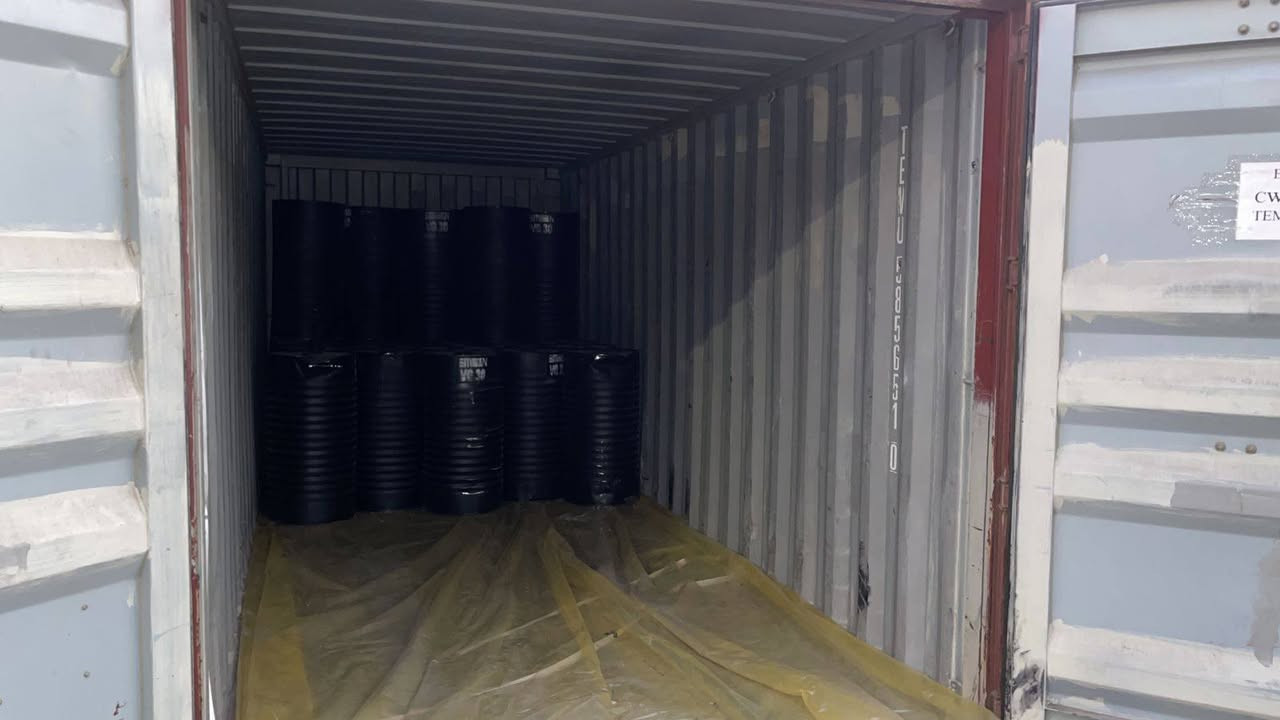 Bitumen 60/70 Offer – Drums & Bulk Tankers (CIF)
Dear Sir,

We are pleased to offer Bitumen Grade 60/70 available in drums and bulk tankers under CIF terms to the following ports:

CIF Port of Aqaba, Jordan — USD 470/MT
CIF Port of Baniyas, Syria — USD 480/MT

Storage  at destination port are on buyer’s account.
With all due respect to the owner of this group
Tayeb Chains for oil services company


**إذا كنت صاحب هذا الإعلان وتريد حذفه لأي سبب، رجاءا أرسل رسالة إلى الدعم الفني**