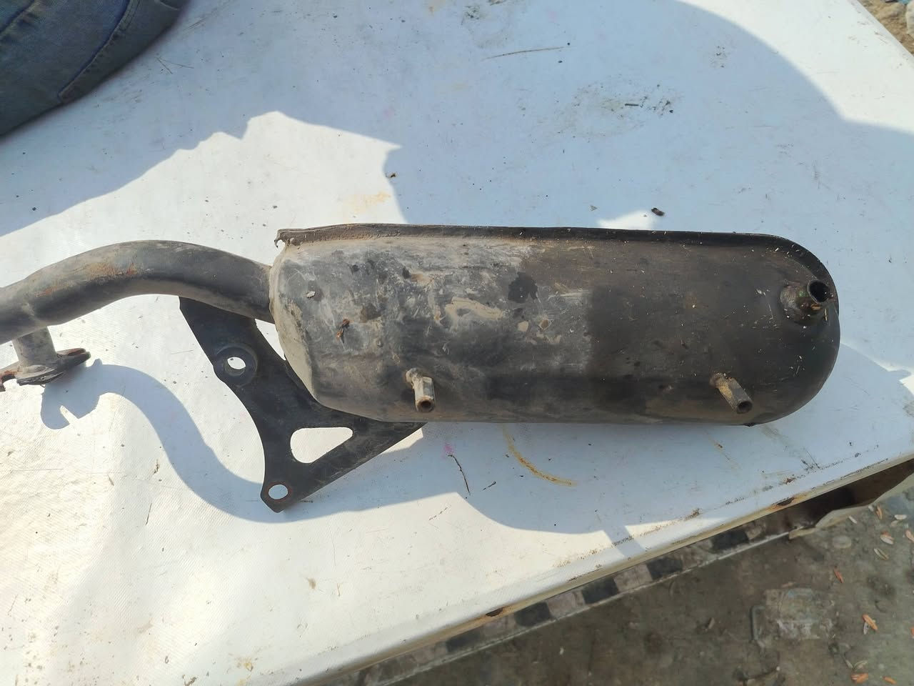 كزوز تجاري مستخدم شي قليل حيل ب 9وبي مجال قليل ***********
