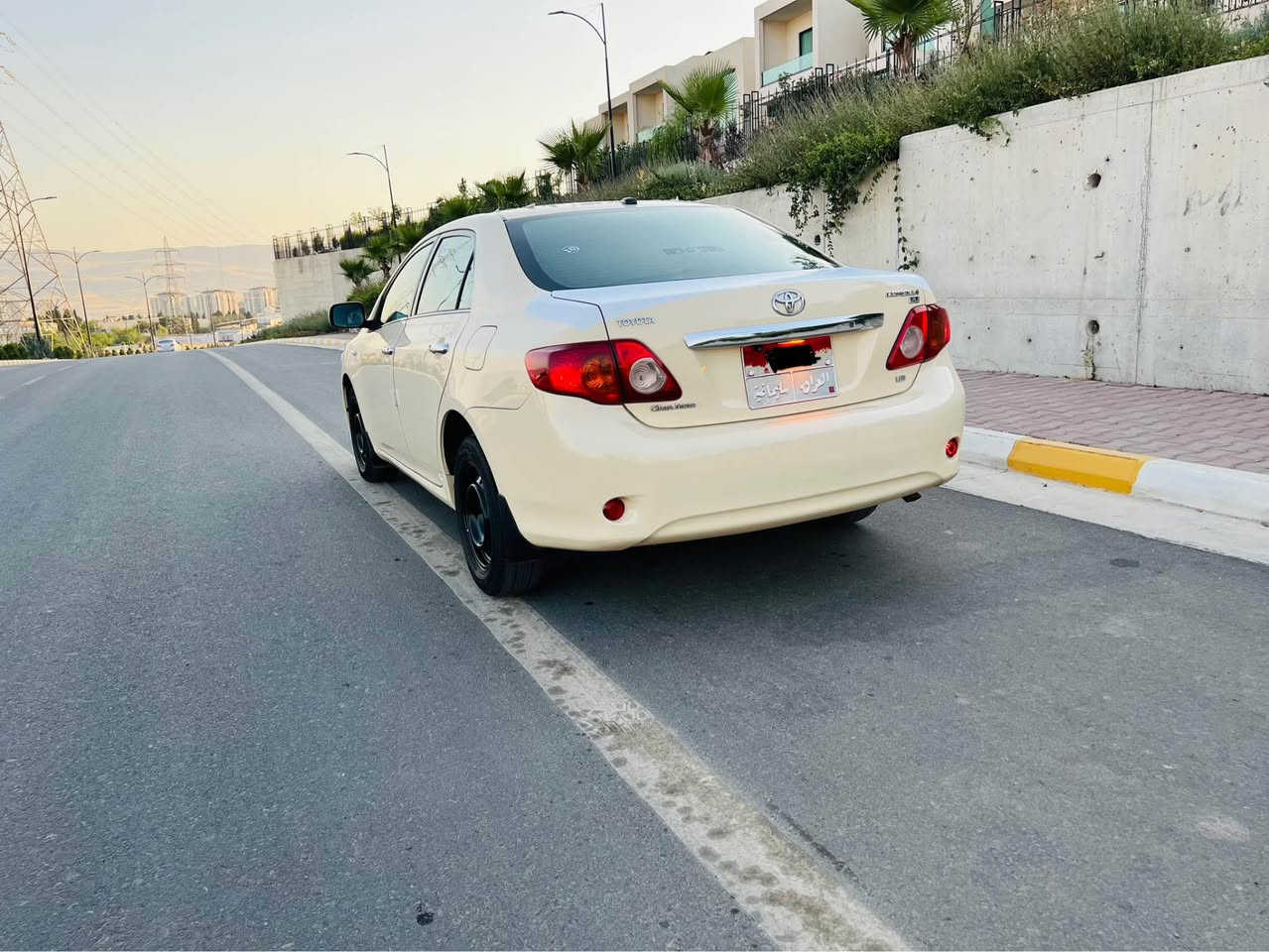 کرولای. 2010بوفروشتن. سەیارەکە زور پاکوو جوان ماوەته وە هیچی پێ وەنیه دوو پە ڵه ساردی بچوکی هه یه ته قەو ڕه قەیی به شه رت تایه ی تازه یه ته بردی مه زبوته له سه ر سویچه سه یاره که مالی خومە هی مه عره ز نیه لە سلێمانی سعری ١٢٢گه ڵاو مە جالیکی که مه *********** السليمانية, العراق
