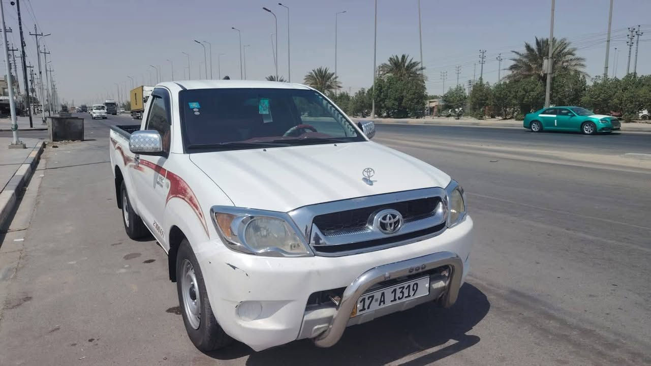 السلام عليكم 
فلاونزه للبيع 2006
مكفوله كفاله عامه ما عدا بارد بصيط 
رقم مثنى سنويه الغايه 2032
حدايديه جديد تخم تاير اصلي 
 مكاني البصره الزبير***********
