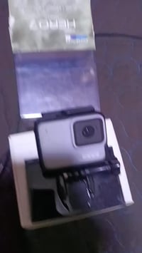 من رخصت الدمن تحياتي الك شباي عندي هاي الكامرة مال تصوير حلوة كلش وبيه...