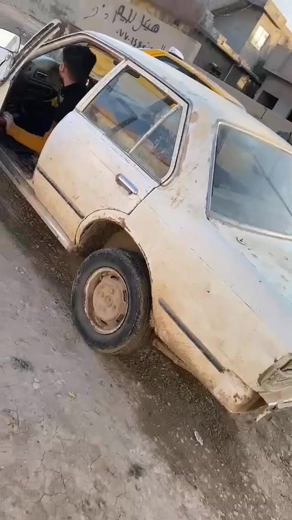 للبيع كرونه 79 گير محرك شرط سنوية عاج ودفتر بانزين شرط التحويل الباقي جدام العين السعر مليون وربع بيهه مجال مكاني كركوك ***********
