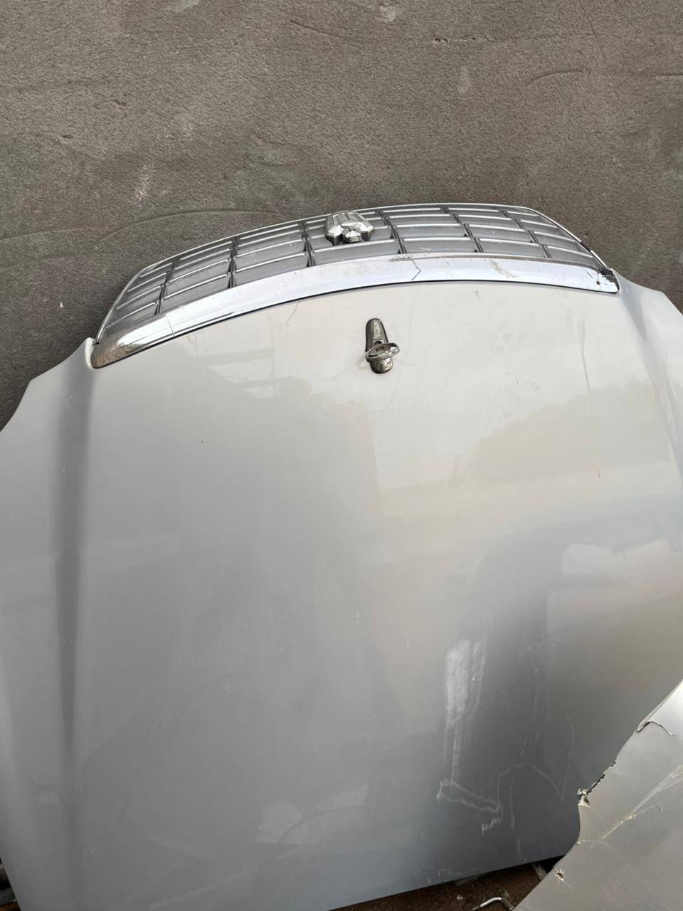 سستم شاهينه نظيف 

اربع بيبان مع بطاين نظيفات 
جاملغات نظيفات 
دعاميه أماميه وخلفيه نظيفات 
دوس جانبيه نظيفات كاملات 
بنيد وصندوك نضيفات 
بكاني البصرة زبير 
رقم ***********
